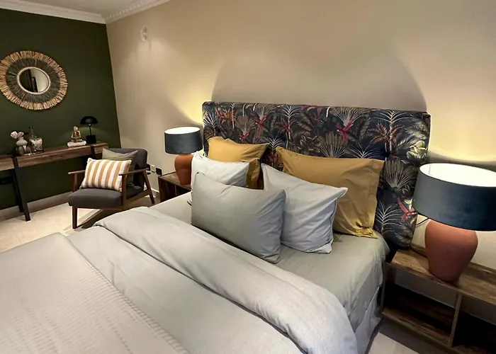 Boutique Leicht & Friends 아데제