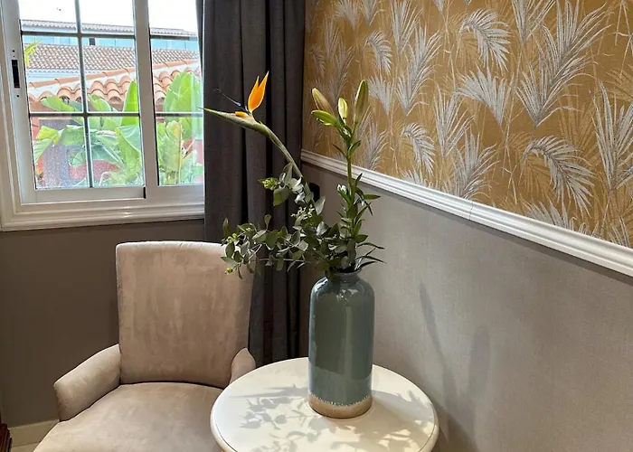 여관 Boutique Leicht & Friends 아데제