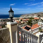 Boutique Leicht & Friends Inn Costa Adeje (Tenerife)