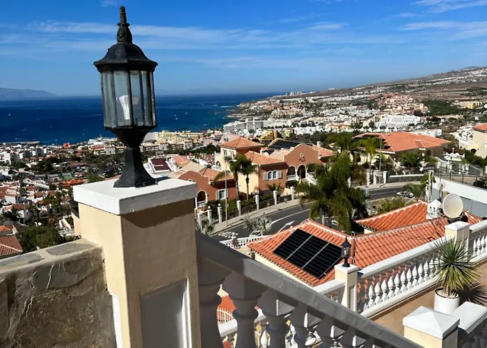 Boutique Leicht & Friends Kro Costa Adeje (Tenerife)
